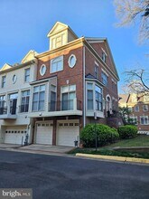 1632 Colonial Hills Dr in McLean, VA - Building Photo - Building Photo