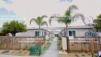 5072 Madison Ave in San Diego, CA - Building Photo