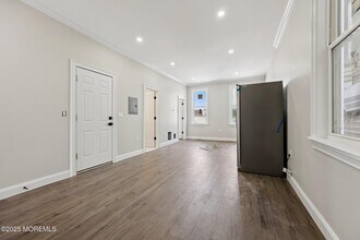 3136 Summit Ave in Union City, NJ - Building Photo - Building Photo