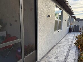 30152 Skylark Dr in Wesley Chapel, FL - Foto de edificio - Building Photo