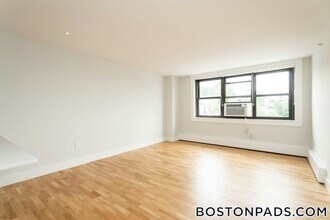 1410 Columbia Rd, Unit 9K in Boston, MA - Building Photo - Building Photo