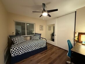 13551 Comuna Dr in Poway, CA - Foto de edificio - Building Photo