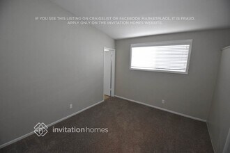 15384 Eleanor Ln in Moreno Valley, CA - Foto de edificio - Building Photo