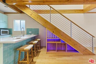 621 Rose Ave in Los Angeles, CA - Building Photo - Building Photo