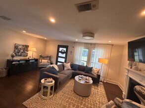 5027 Wenonah Dr in Dallas, TX - Building Photo - Building Photo