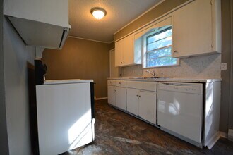 1788-1788 W Grapevine Dr in Ozark, MO - Building Photo - Building Photo