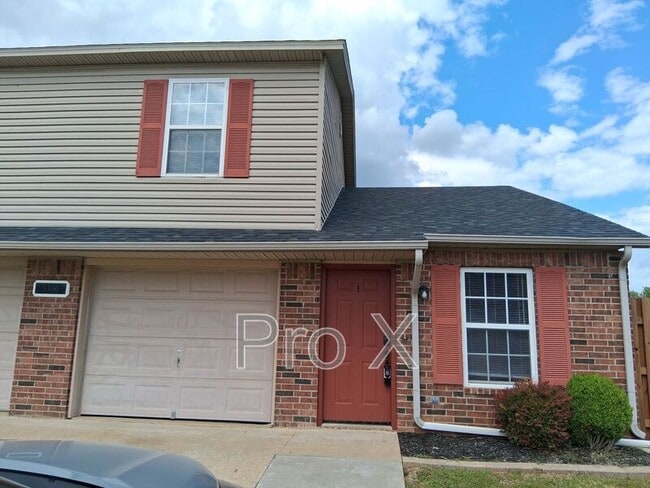property at 3306 SW Landau Ct