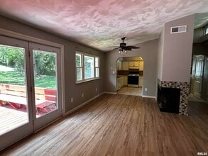 2224 North St in Pekin, IL - Building Photo - Building Photo