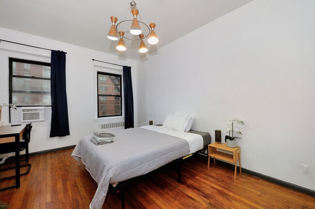 474 9th Ave