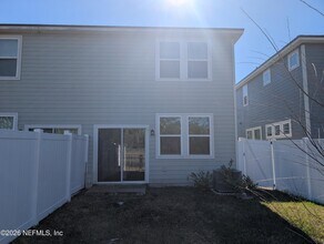 10663 Waterfield Rd in Jacksonville, FL - Building Photo - Building Photo