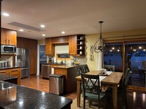 260 Fern Dr in Elk Grove Village, IL - Building Photo - Building Photo