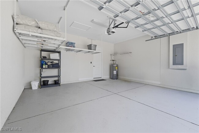 property at 9475 Isla Bella Cir