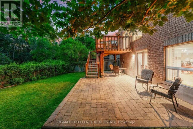 35 McKenzie Crescent in Barrie, ON - Building Photo - Building Photo