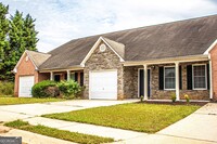 6012 Creekerton Blvd in Mcdonough, GA - Building Photo - Building Photo