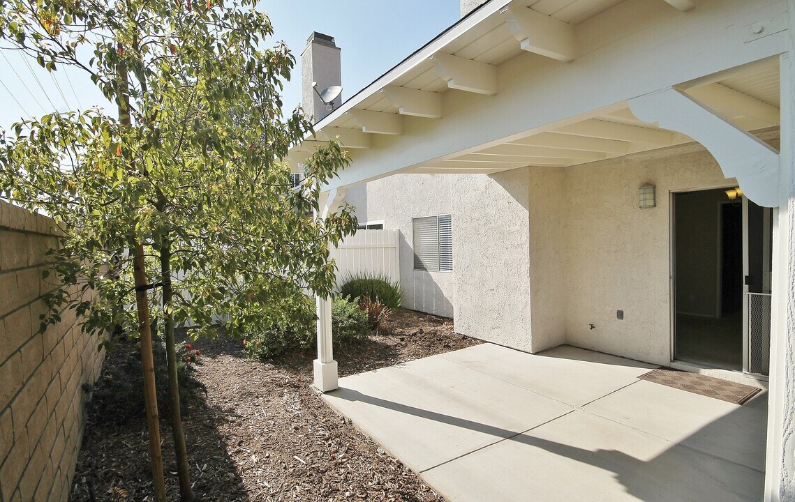 15916 Rosehaven Ln in Santa Clarita, CA - Building Photo