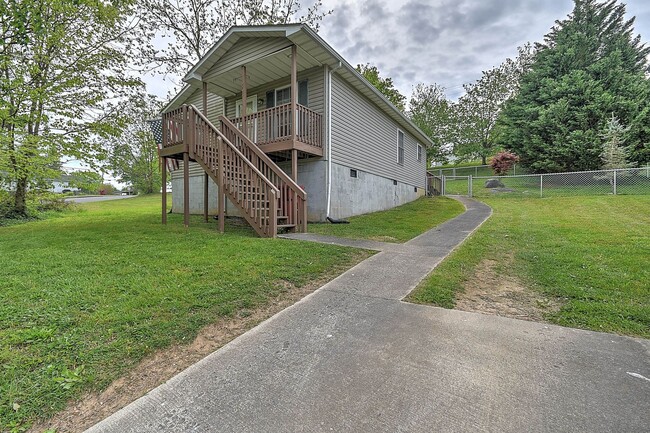 property at 303 Moorland Dr