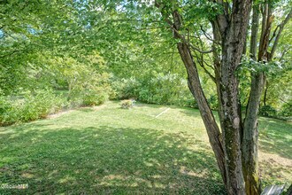 58 Beach Rd in Clifton Park, NY - Building Photo - Building Photo