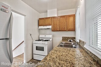1737 S Barrington Ave in Los Angeles, CA - Building Photo - Building Photo