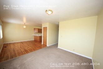 246 E Chubbuck Rd-Unit -D in Chubbuck, ID - Building Photo - Building Photo