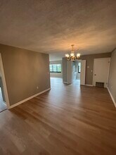 2130 Massachusetts Ave, Unit 7A in Cambridge, MA - Building Photo - Building Photo