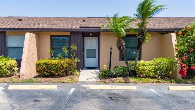 2017 Caribbean Dr S in Kissimmee, FL - Building Photo - Building Photo