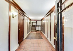 5600 S Blackstone Ave, Unit #3 in Chicago, IL - Foto de edificio - Building Photo