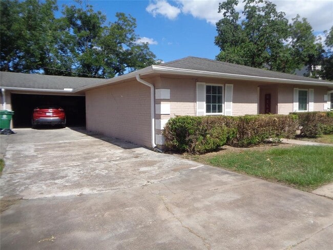 2054 Western Village Ln in Houston, TX - Building Photo - Building Photo