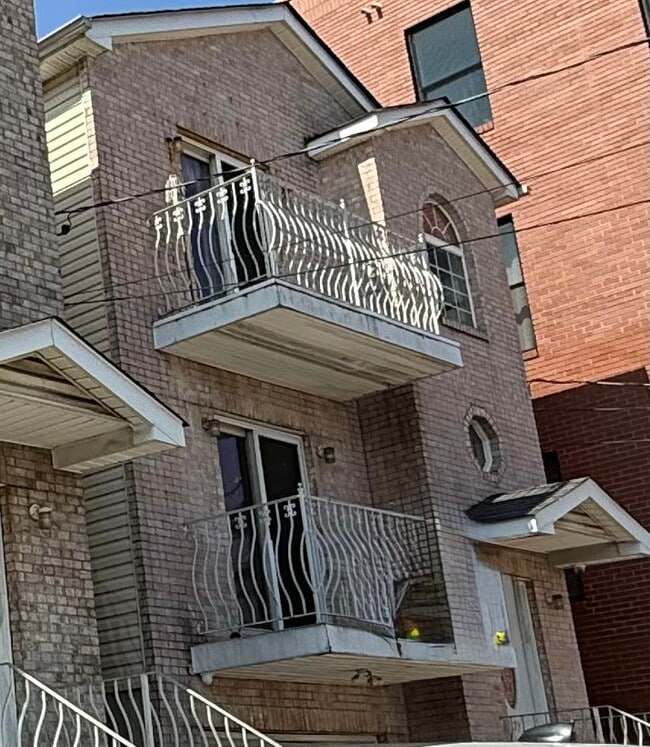 property at 371 Danforth Ave