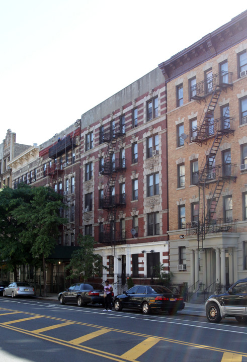 30-32 St Nicholas Pl in New York, NY - Foto de edificio