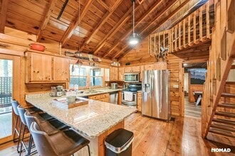 285 Bench Leg Rd in Mineral Bluff, GA - Building Photo - Building Photo
