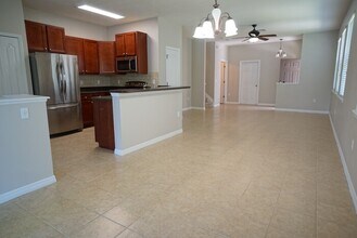 8945 Moonlit Meadows Loop in Riverview, FL - Building Photo - Building Photo