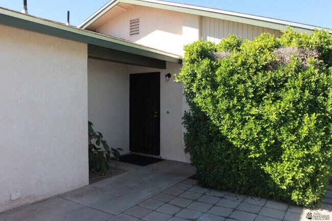 1600 S 46th Dr in Yuma, AZ - Building Photo - Building Photo