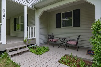 430 S Timberwood Cir in Palmer, AK - Building Photo - Building Photo