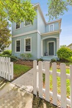 6111 Hadley Commons Dr in Riverview, FL - Building Photo - Building Photo