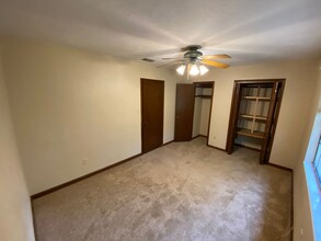 3705 Donovan Dr-Unit -C in Tallahassee, FL - Building Photo - Building Photo