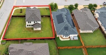 2437 Burberry Ln in Leander, TX - Building Photo - Building Photo