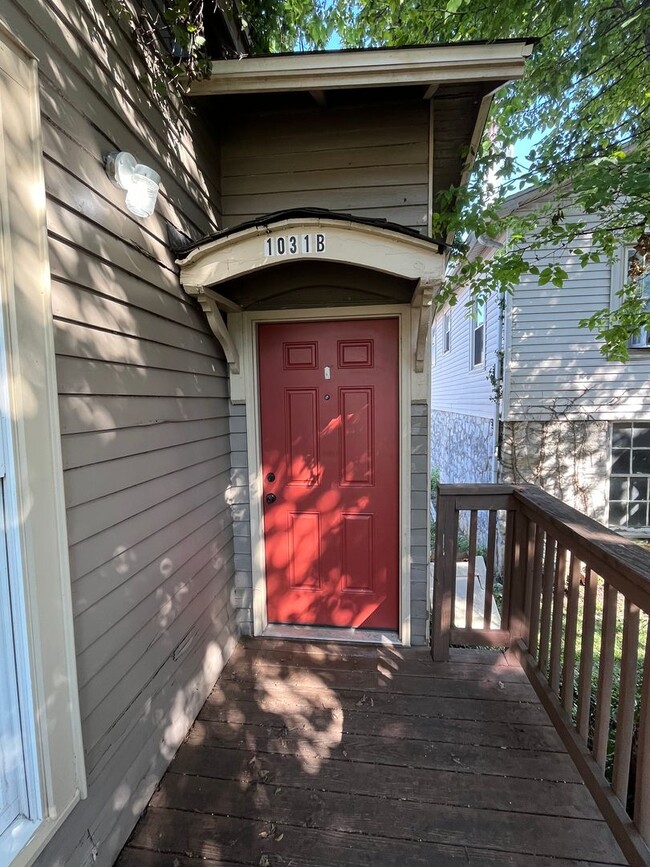 1031 Elm St in Bowling Green, KY - Building Photo - Building Photo