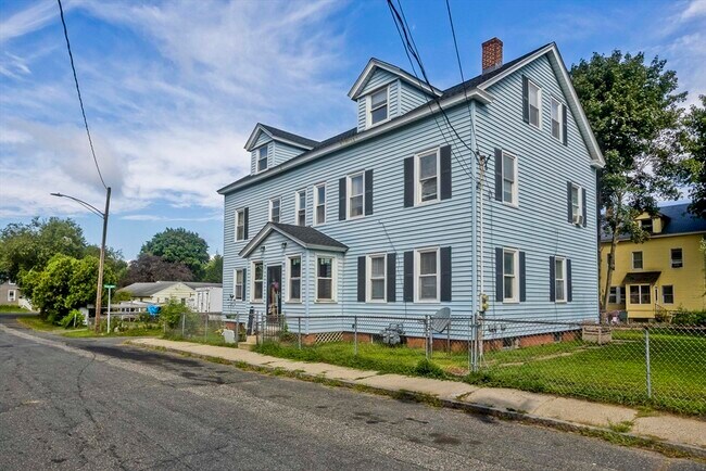 26 Federal St in Easthampton, MA - Building Photo - Building Photo