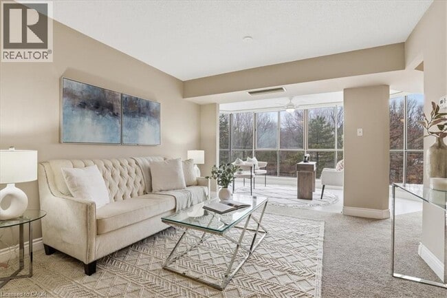 265 Westcourt Pl in Waterloo, ON - Building Photo - Building Photo