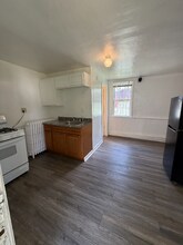 597 Thomas Ave W in St. Paul, MN - Building Photo - Building Photo