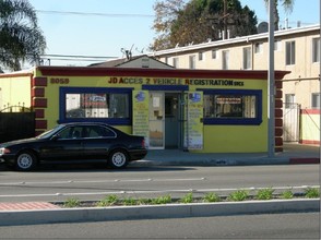 8059 S Eastern Ave in Bell Gardens, CA - Building Photo - Building Photo