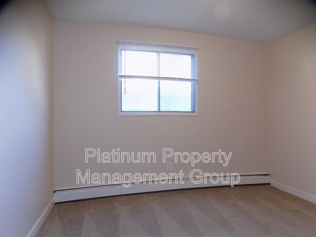 322-326 6 Ave NE in Calgary, AB - Building Photo - Building Photo