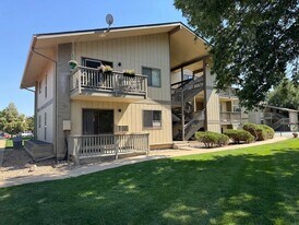 625 Manhattan Pl in Boulder, CO - Building Photo