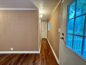 236 Chestnut Dr in Bracey, VA - Building Photo - Building Photo