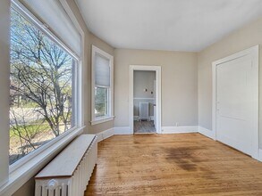 1019 W 31st St in Minneapolis, MN - Building Photo - Building Photo