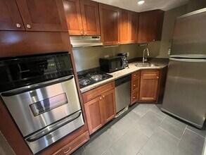 120 Beacon St, Unit 6 in Boston, MA - Foto de edificio - Building Photo