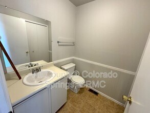2027 Bristlecone Dr in Colorado Springs, CO - Building Photo - Building Photo