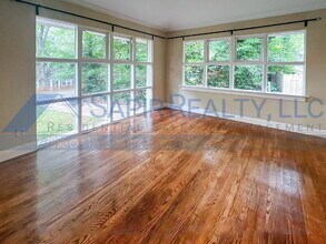 1897 Canterbury St in Decatur, GA - Building Photo - Building Photo