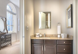 412 N Ervay St in Dallas, TX - Building Photo - Building Photo