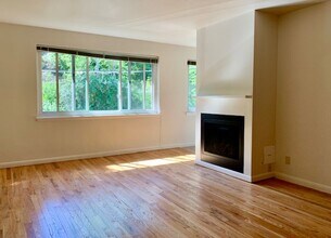 Blue Dolphin in Seattle, WA - Foto de edificio - Interior Photo